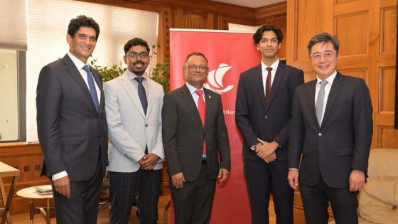 Selvyn Cuttignane et Divyesh Nath Ramsaha, nouveaux boursiers de la MCB Foundation Scholarship