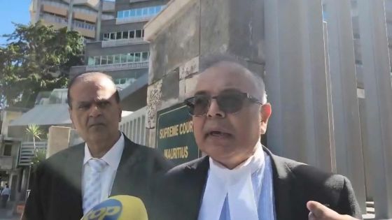 Cour suprême : l'avocat Sanjeev Teeluckdharry conteste l'âge de la retraite à 65 ans