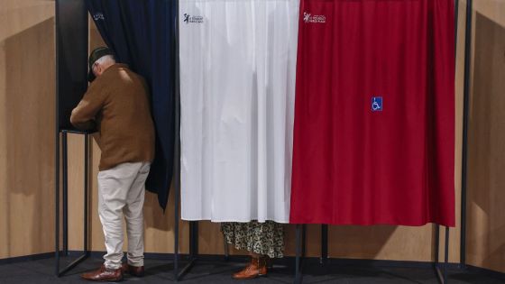 Législatives : les Français se mobilisent massivement, participation record depuis 1981