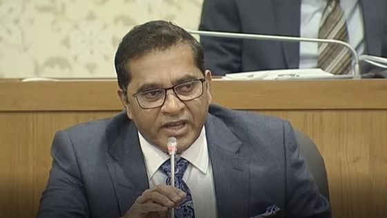 Parlement : le député Farhad Aumeer refuse de présenter des excuses et quitte l’hémicycle