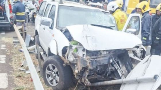 Grave accident sur l’autoroute à Riche-Terre : un ouvrier chinois amputé de la jambe après un violent choc