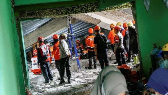 Indonésie: trois morts et 38 disparus dans l'effondrement d'une école