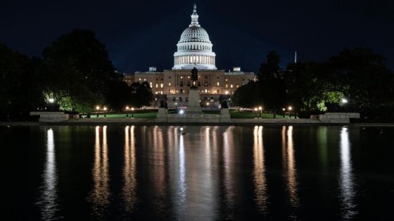 Les Etats-Unis entrent en paralysie budgétaire, sans issue visible à court terme