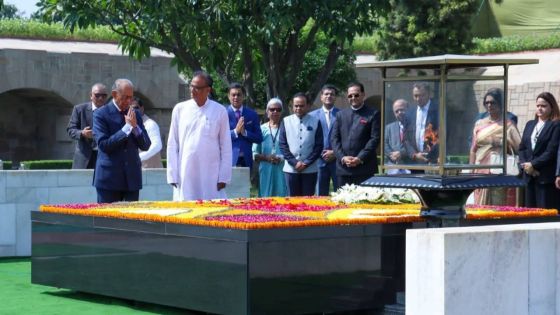 Visite d'État en Inde : Navin Ramgoolam rend hommage à Mahatma Gandhi