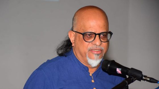 Pension à 65 ans : une décision douloureuse mais nécessaire, selon Ashok Subron 