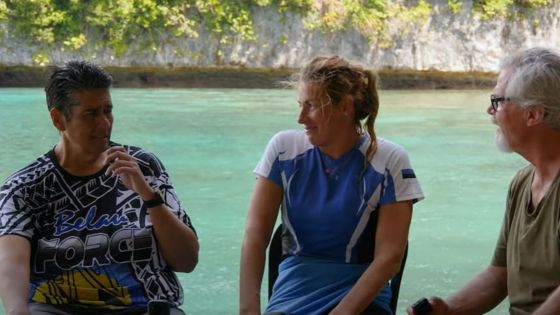 Environnement: le président des Palaos interviewé en direct sous l'océan