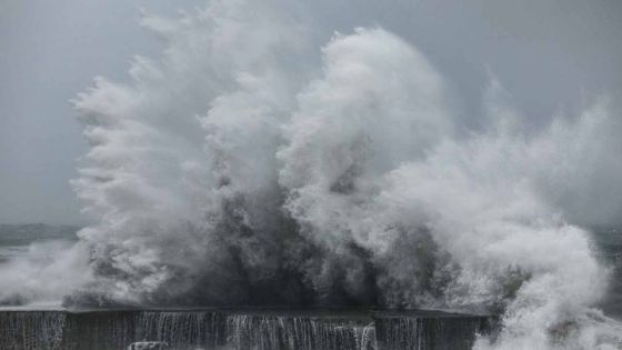 Philippines: le bilan du typhon Fung-wong, en route vers Taïwan, monte à 18 morts