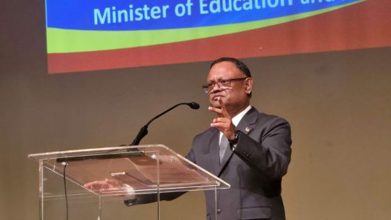 Navarre-Marie vs Babooram : « Je suis l’affaire à travers les médias », dit le ministre Gungapersad