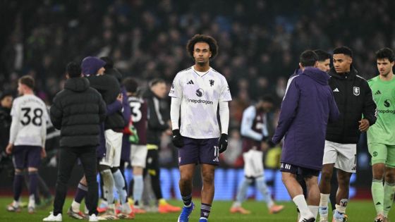 Angleterre: Aston Villa mate Manchester United et assoit sa 3e place