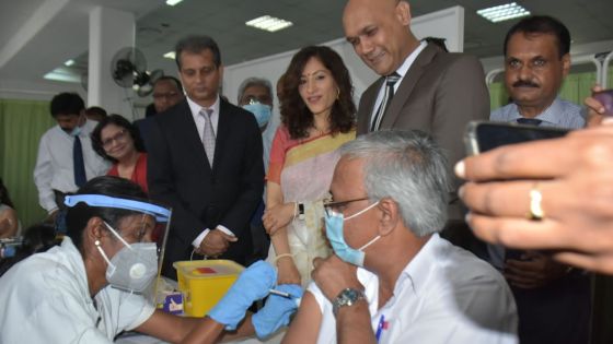 Covid-19 : les personnes de plus de 60 ans invitées à se faire vacciner