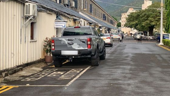 Interpellation de Vimen Sabapati par la Special Striking Team