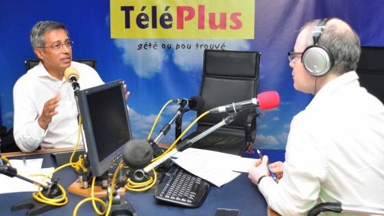 Xavier Duval surpris par les coffres-forts de Ramgoolam 