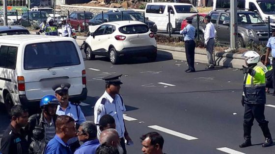 Champ-Chapelon : un homme qui traversait l’autoroute meurt renversé par un van