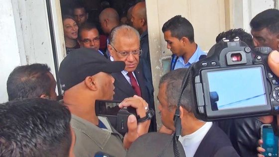 Affaire des coffres-forts : le bureau du DPP demande 4 à 6 semaines avant de prendre une décision