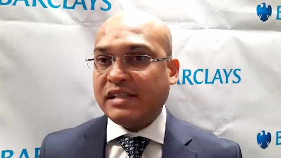  Callychurn : «Beaucoup d’emplois sont disponibles sur le marché, dommage que des jeunes gradués ne peuvent les assumer»