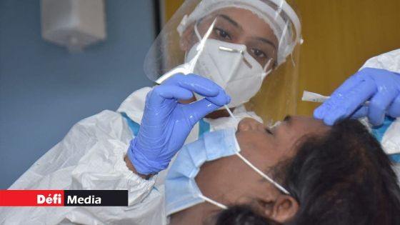 Suspectée d’avoir contracté le variant Omicron, une jeune femme déplore le protocole mis en place