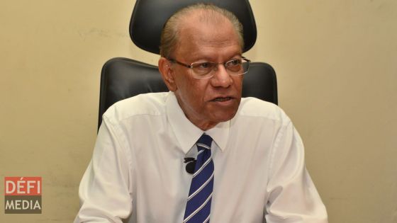 Testé positif à la covid-19 : des dispositions prises pour transférer Navin Ramgoolam à l’étranger