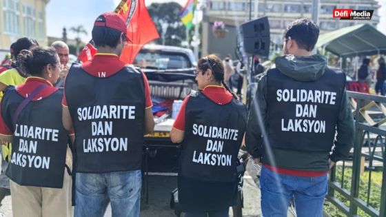 [En images] Rassemblement syndical contre le relèvement de l’âge d’égilibilité à la pension de vieillesse à Rose-Hill