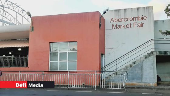 Abercrombie : un policier agressé au couteau