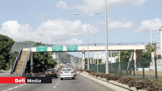 Pailles : l’adolescente de 14 ans grièvement blessée après s’être jetée de la passerelle est décédée