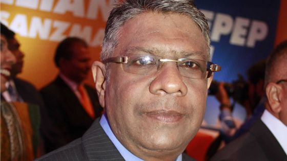 Les carburants mettent le feu au Parlement