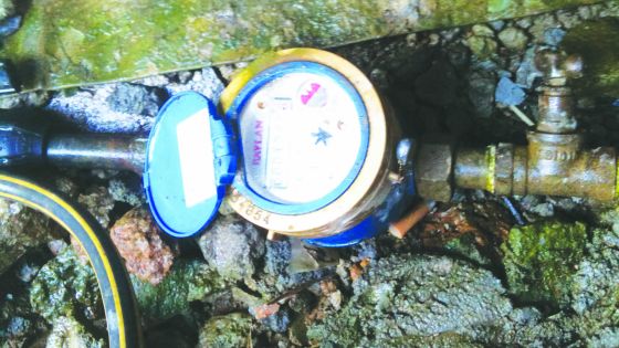 À Terre-Rouge: Un seul tuyau d’alimentation pour deux maisons