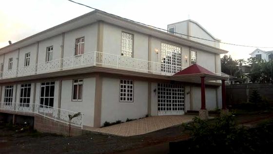 Belle-Vue Maurel: La salle des fêtes de la discorde