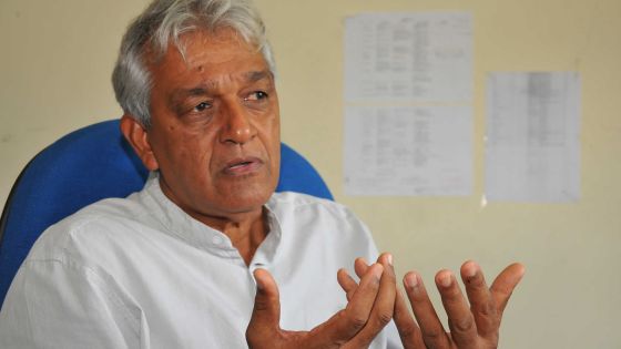 Jayen Chellum réclame le transport gratuit pour tous