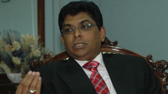 Politique: Asraf Dulull reçoit une proposition de se joindre au PMSD