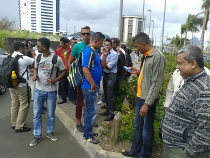 Courts: des ex-employés touchent une première partie de leur compensation