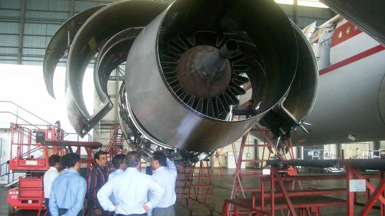 Soodhun négocie un programme de coopération technique entre Emirates et Air Mauritius