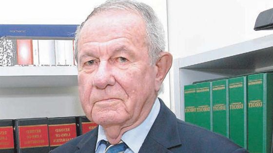 Sir Victor Glover: «Aucune preuve que les 4 condamnés de L’Amicale sont innocents»