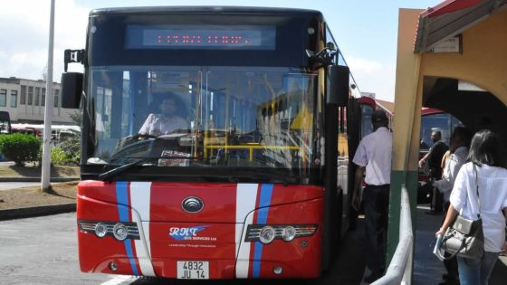 Nando Bhoda imposera le bus à plancher bas