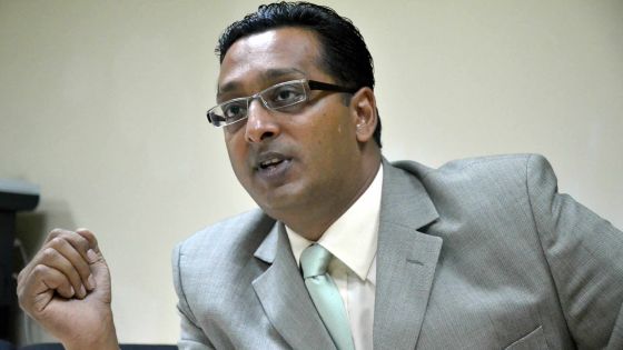 Roshi Bhadain veut une collaboration avec Facebook