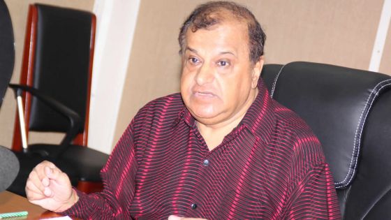 Éducation: Vasant Bunwaree «toujours pas convaincu» de la réforme