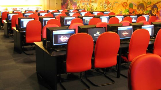 Internet: les cyber-cafés en chute libre