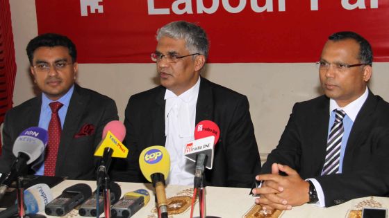 Le PTr demande au GM de venir avec la Police Criminal and Evidence Bill