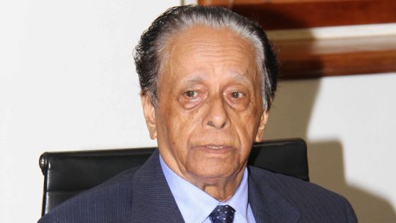 Enseignement supérieur: un expert étranger pour rédiger des lois