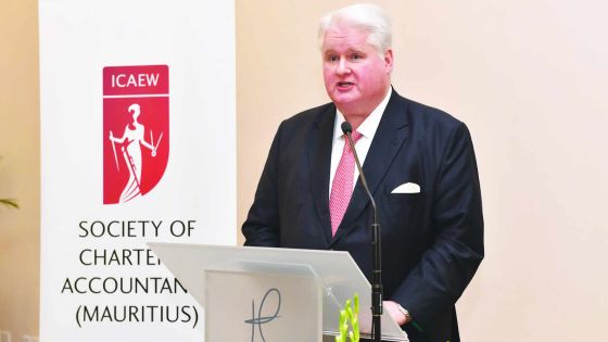 Michael Armstrong: «Maurice perçue comme un leader dans le secteur des services»