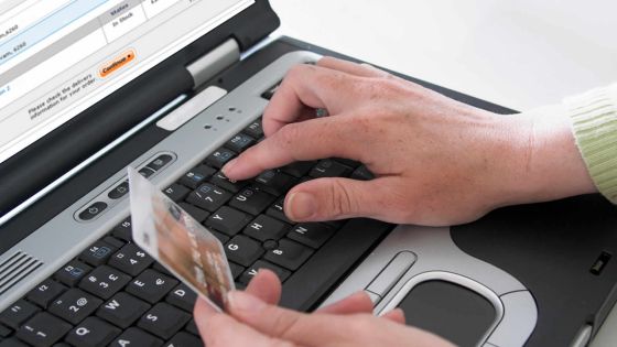 Arnaque sur Internet: il achète une voiture à Rs 50 000 à des escrocs