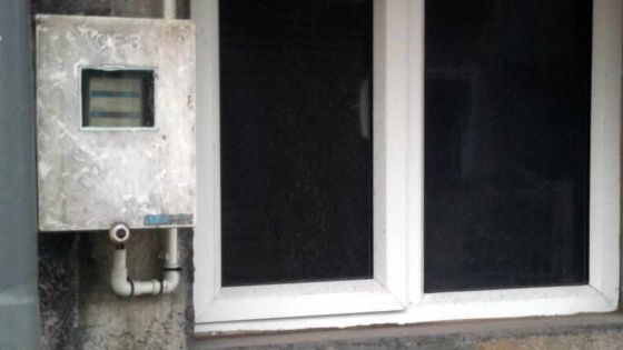 Sa maison toujours en construction: il reçoit une note d’électricité de Rs 400