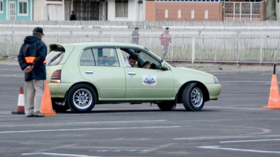 Covid-19 : les tests de conduite, oraux et pratiques, annulés jusqu’au 2 avril