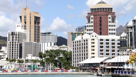 Banques: les profits chutent de 8,5%