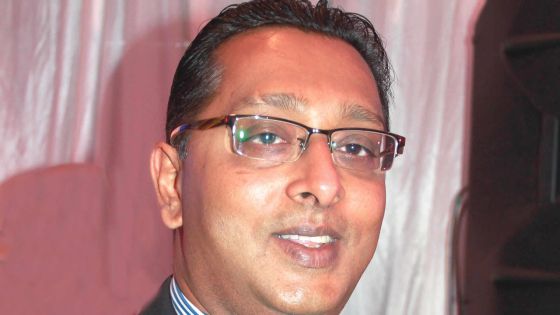 Good Governance and Integrity Reporting Bill - Roshi Bhadain: «Nous allons réussir»