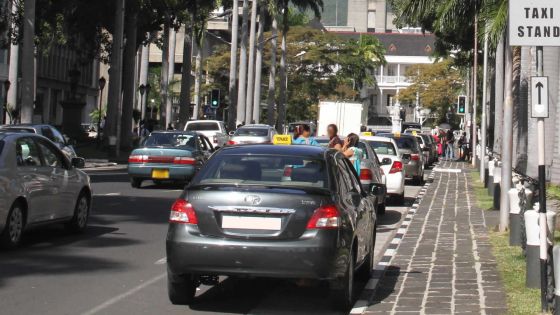 Les taxis d’hôtel contre le taximètre