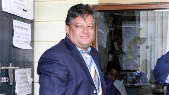 [Document] Refus de se soumettre à un alcooltest: Richard Duval écope de 2 amendes de Rs 5 000