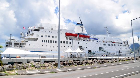MV Logos Hope: la librairie flottante a accosté