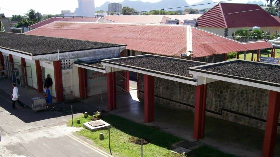 Un nourrisson avale des pilules contraceptives 