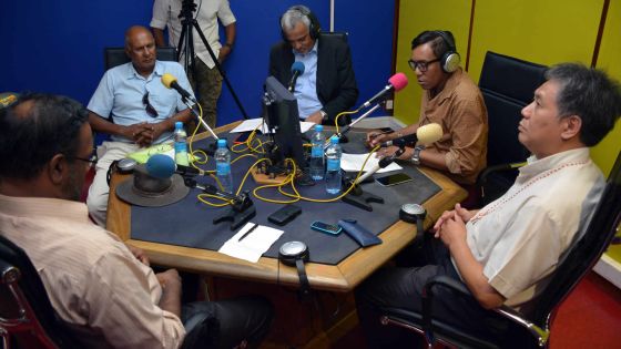 [Radio Plus] État islamique et «djihadistes»: réécoutez le Grand Journal