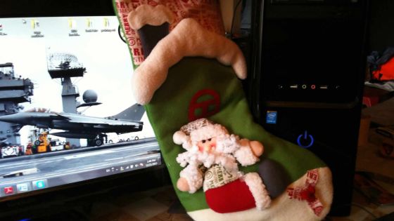 Appel à la générosité des Mauriciens: il veut offrir un ordinateur à sa fille handicapée